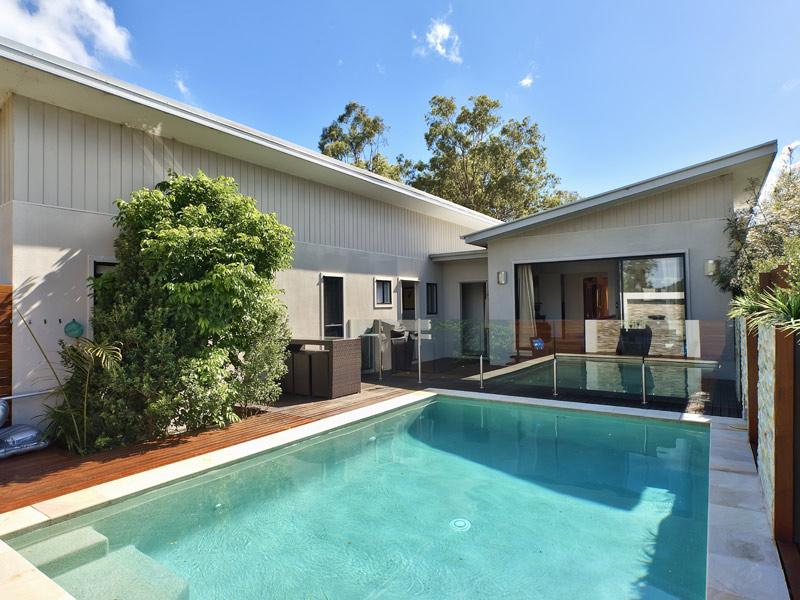 This property is not currently for sale or rent on https://brisbanerealestate.com.au