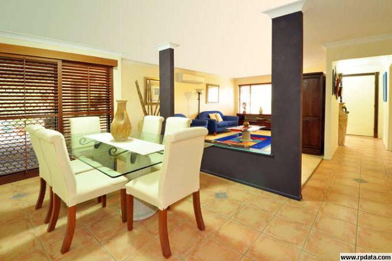 This property is not currently for sale or rent on https://brisbanerealestate.com.au