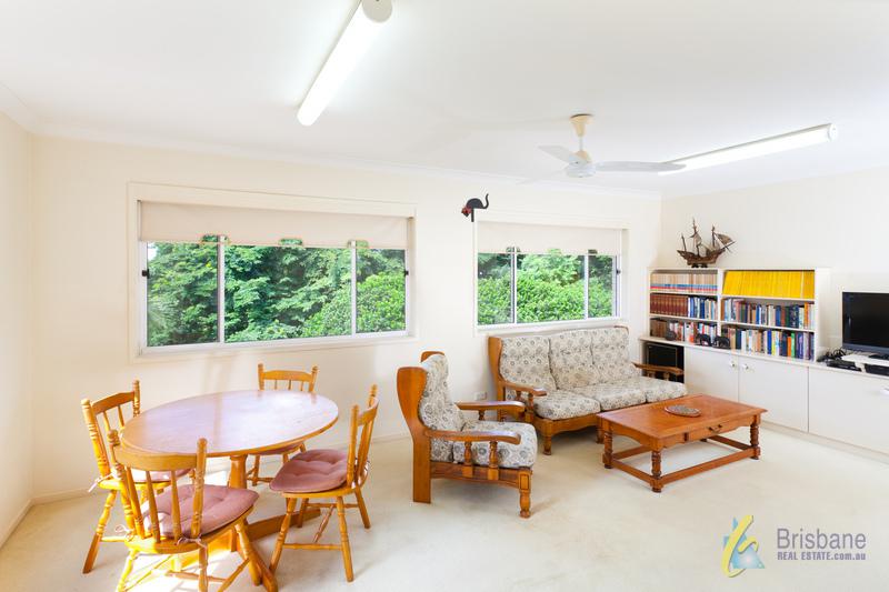 26 Gem Road