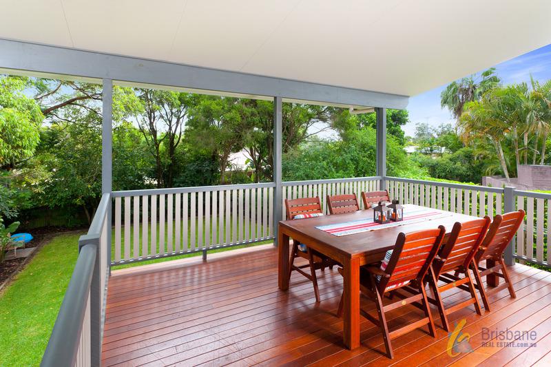 99 Englefield Rd
