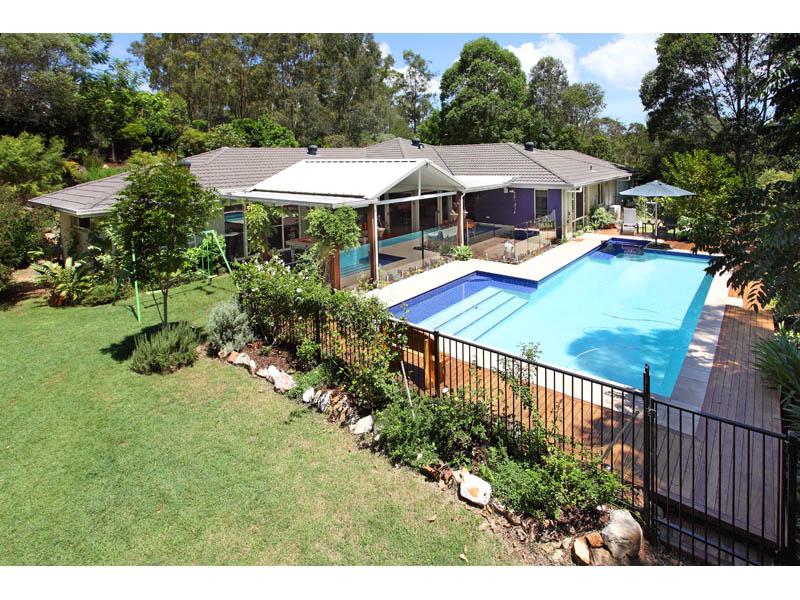15 Fisher Place