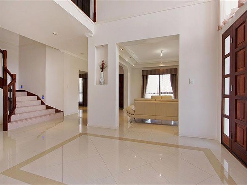 This property is not currently for sale or rent on https://brisbanerealestate.com.au