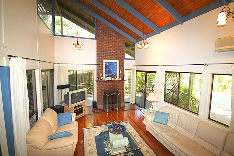 This property is not currently for sale or rent on https://brisbanerealestate.com.au