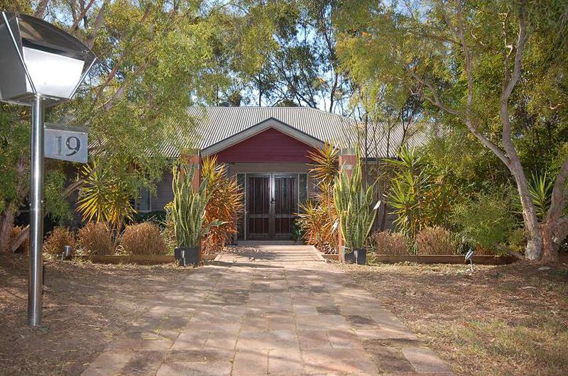 This property is not currently for sale or rent on https://brisbanerealestate.com.au