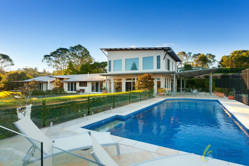 35 Nioka Street,  Brookfield
