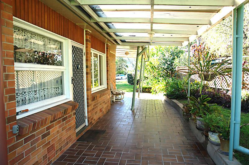 This property is not currently for sale or rent on https://brisbanerealestate.com.au