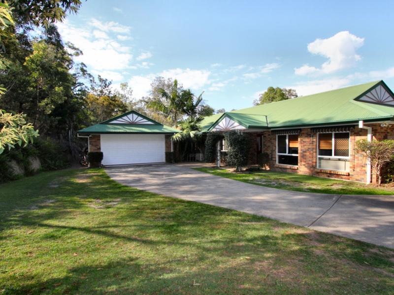 This property is not currently for sale or rent on https://brisbanerealestate.com.au