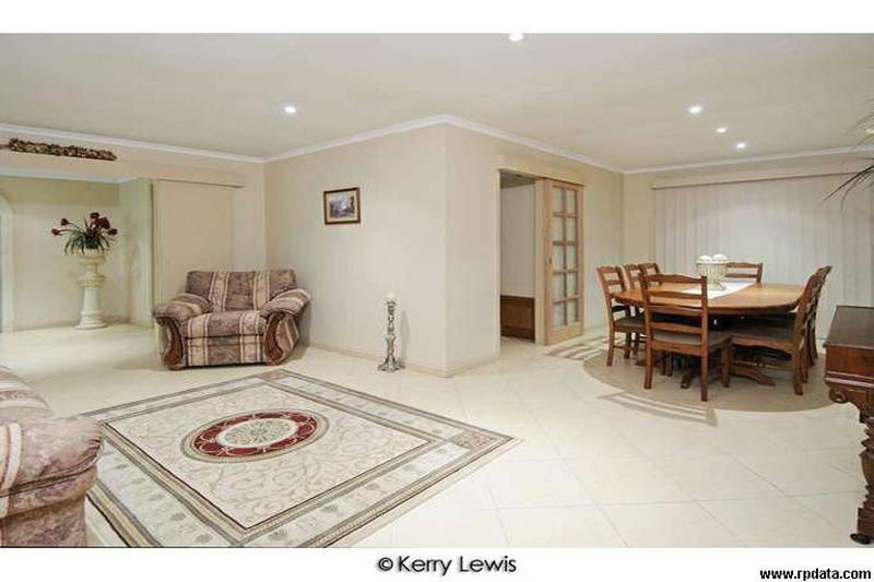 This property is not currently for sale or rent on https://brisbanerealestate.com.au