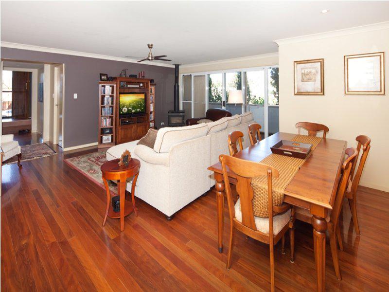 8 Evergreen Close