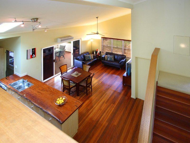 8 Evergreen Close