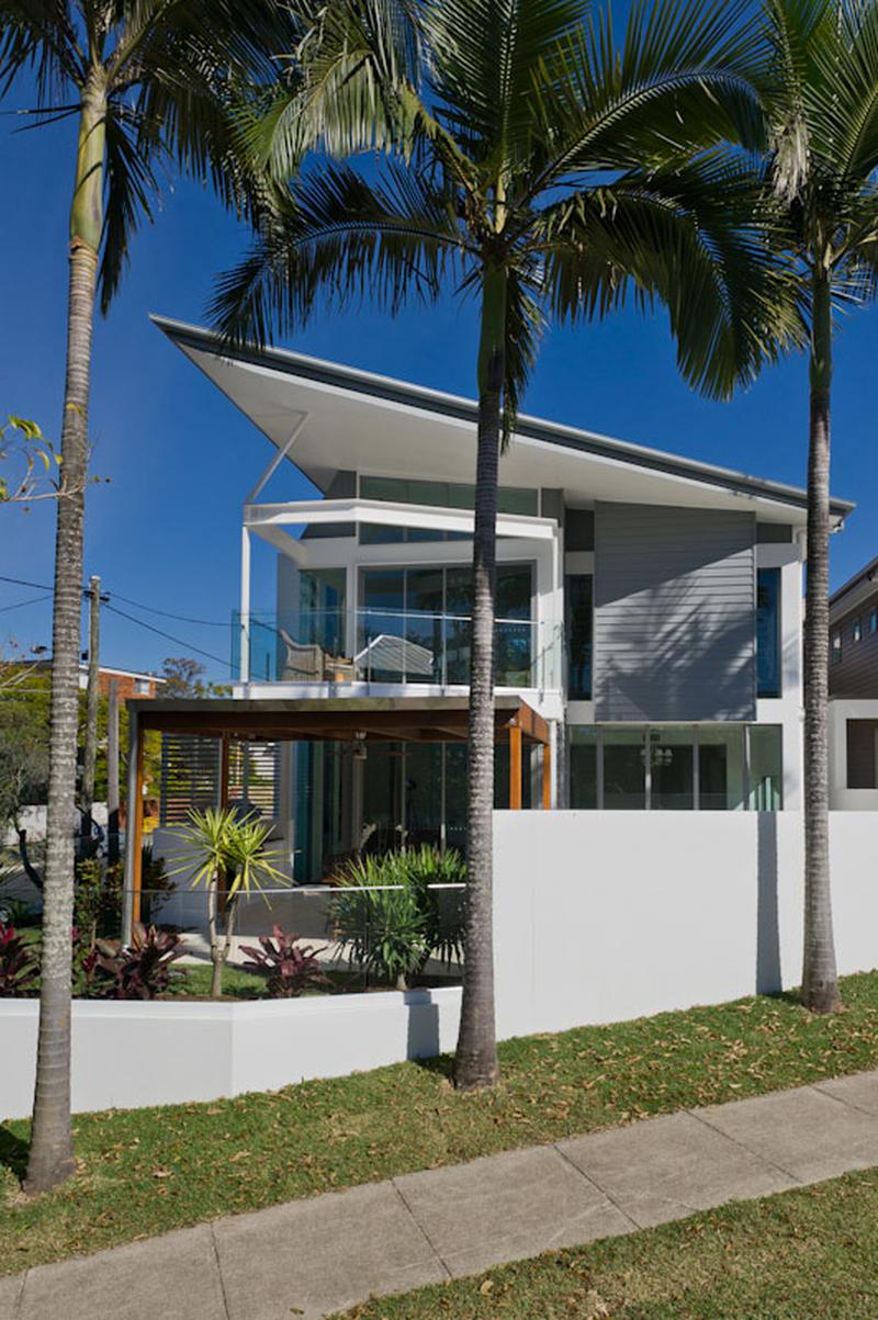This property is not currently for sale or rent on https://brisbanerealestate.com.au