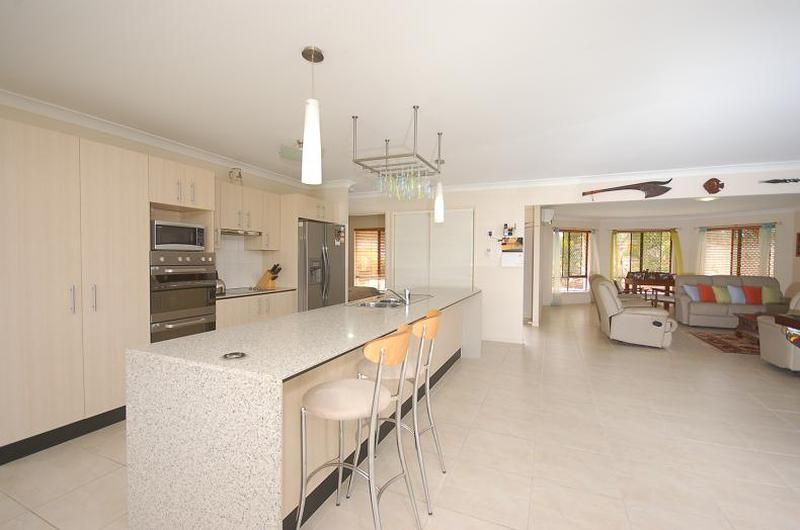 This property is not currently for sale or rent on https://brisbanerealestate.com.au