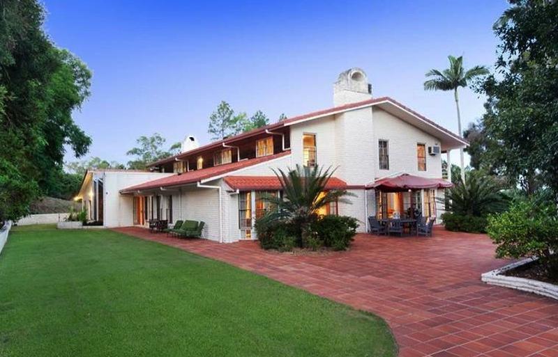 This property is not currently for sale or rent on https://brisbanerealestate.com.au