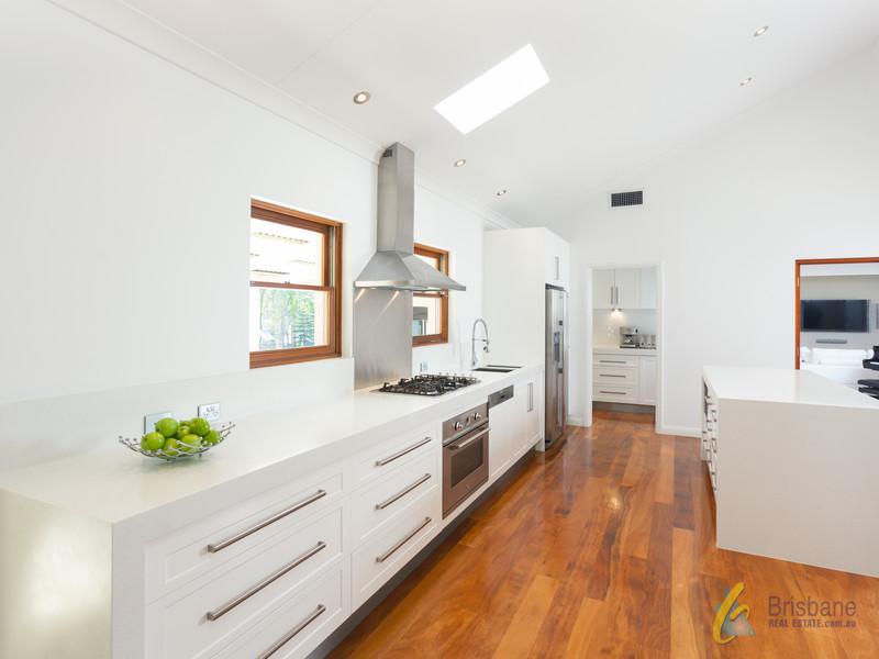 This property is not currently for sale or rent on https://brisbanerealestate.com.au