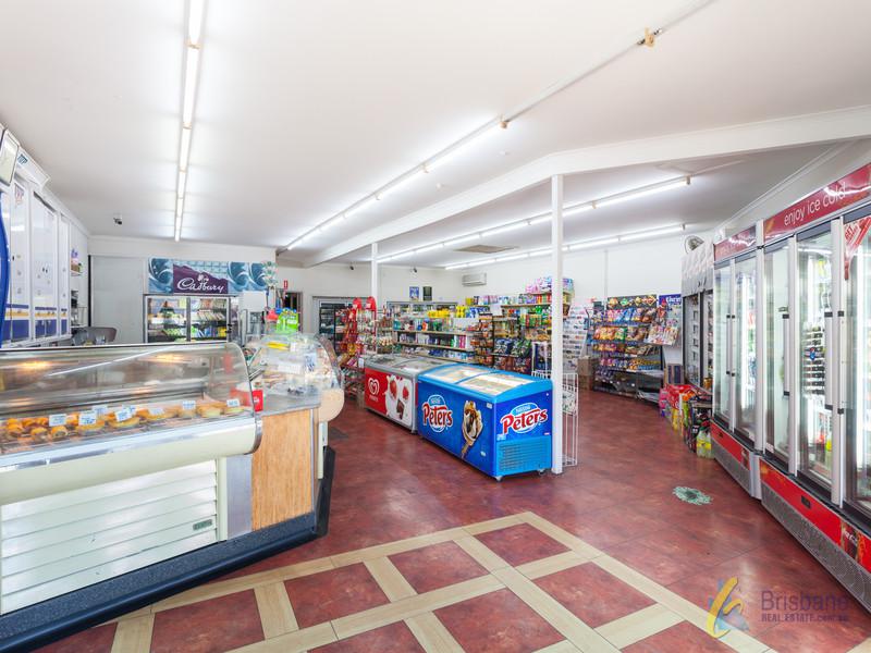 This property is not currently for sale or rent on https://brisbanerealestate.com.au