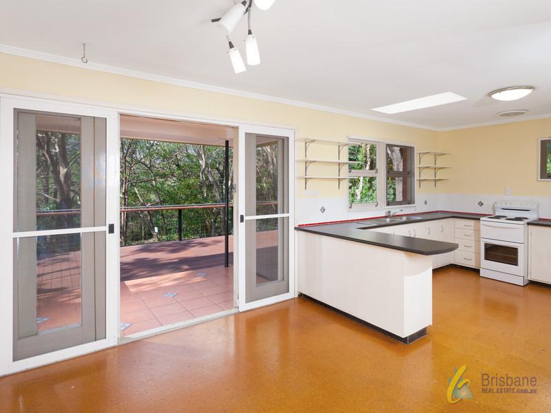 67 Burbong Street