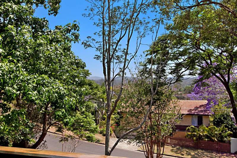 This property is not currently for sale or rent on https://brisbanerealestate.com.au