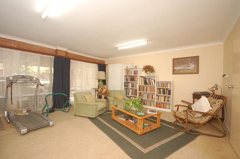 This property is not currently for sale or rent on https://brisbanerealestate.com.au