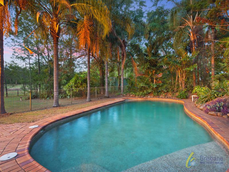 525 Mount Crosby Road