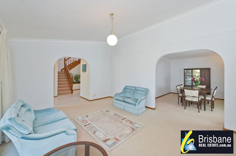 5 Pellatt Close