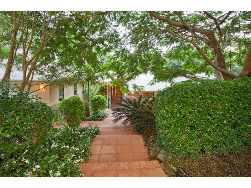 This property is not currently for sale or rent on https://brisbanerealestate.com.au