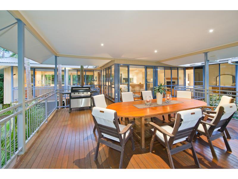 This property is not currently for sale or rent on https://brisbanerealestate.com.au