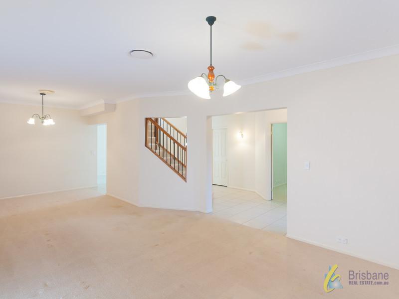 81 Gibson Crescent