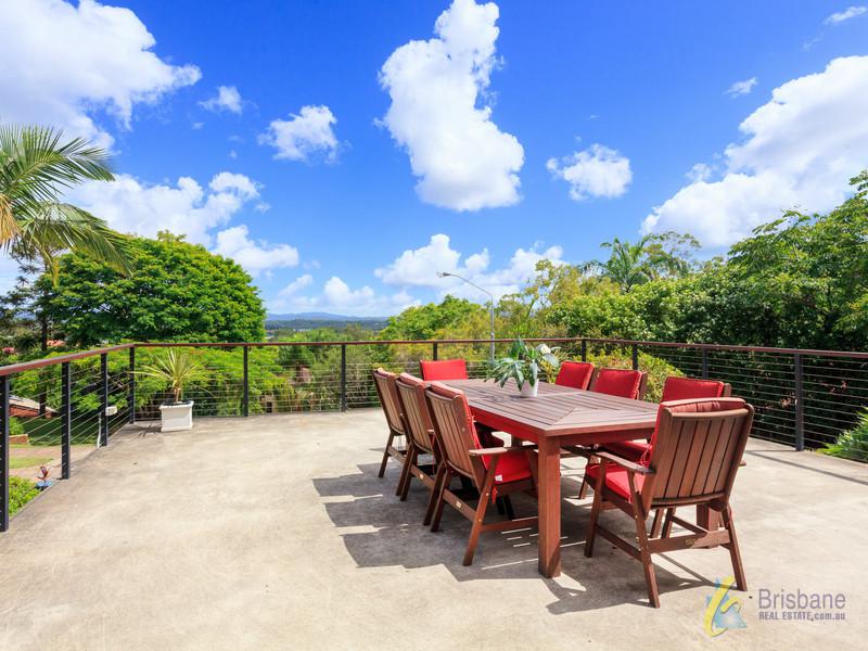 This property is not currently for sale or rent on https://brisbanerealestate.com.au