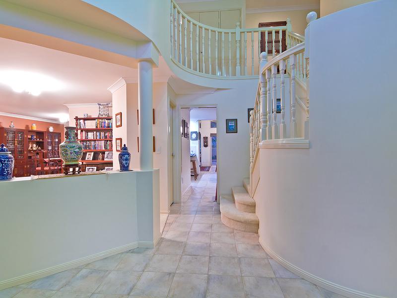 3 Tarrabool Street