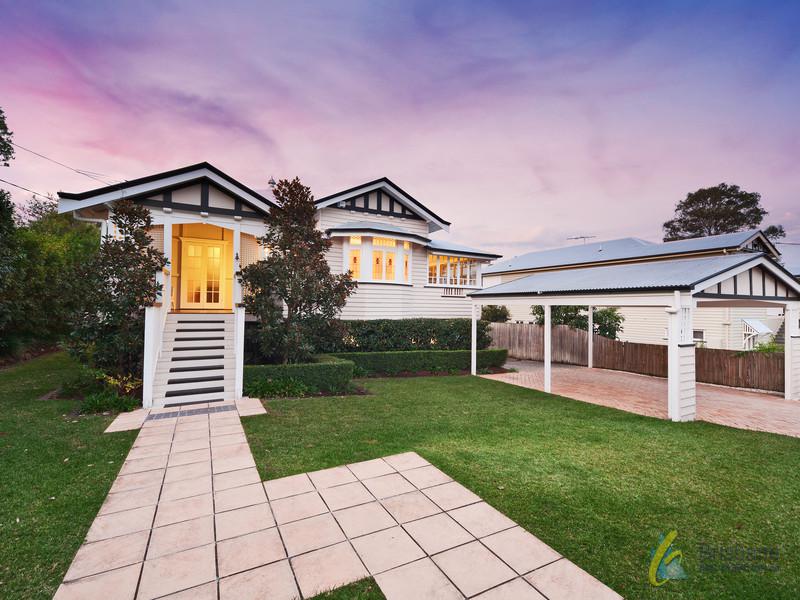23 Consort St