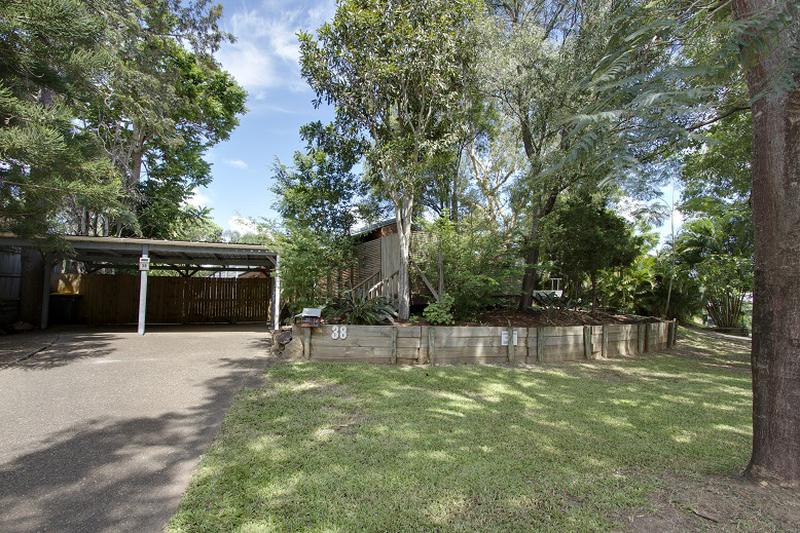 This property is not currently for sale or rent on https://brisbanerealestate.com.au