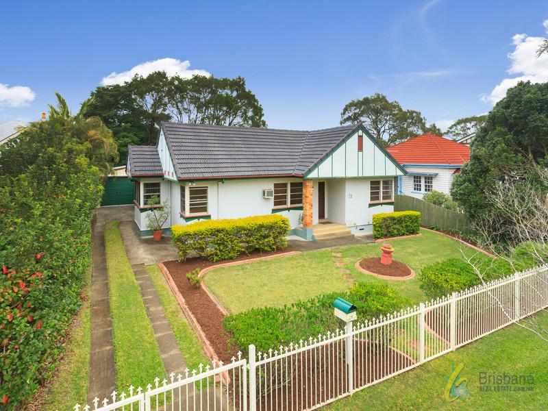 19 Sandon St