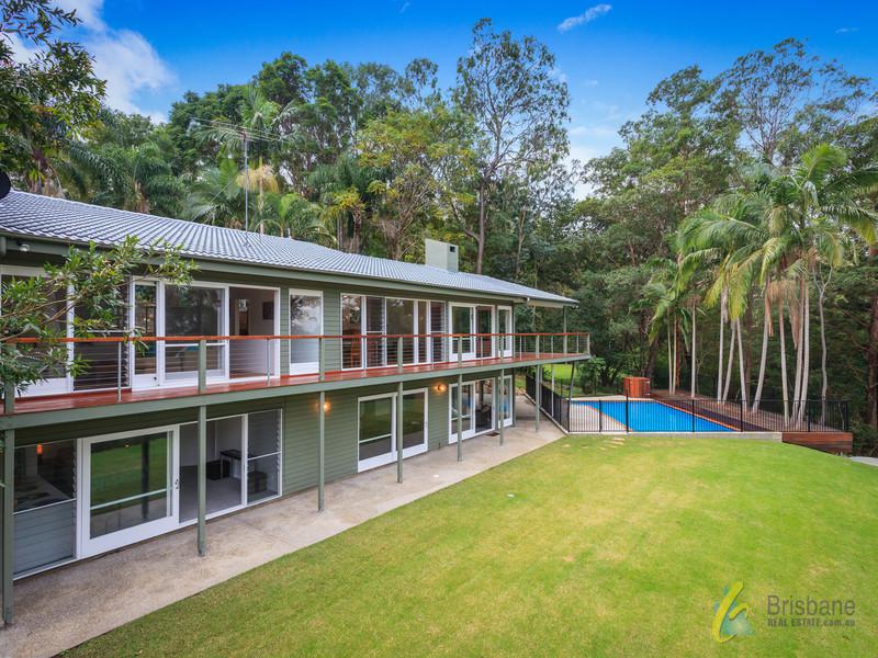 44 Greentrees Avenue