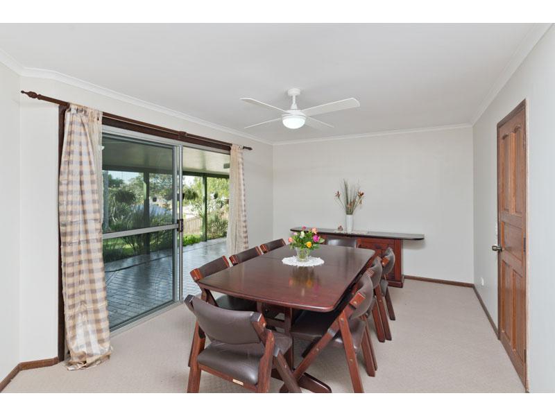 33 Gleneagle Street