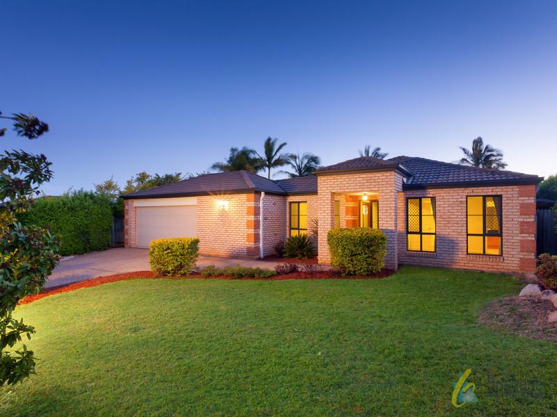 8 Crestwood Place