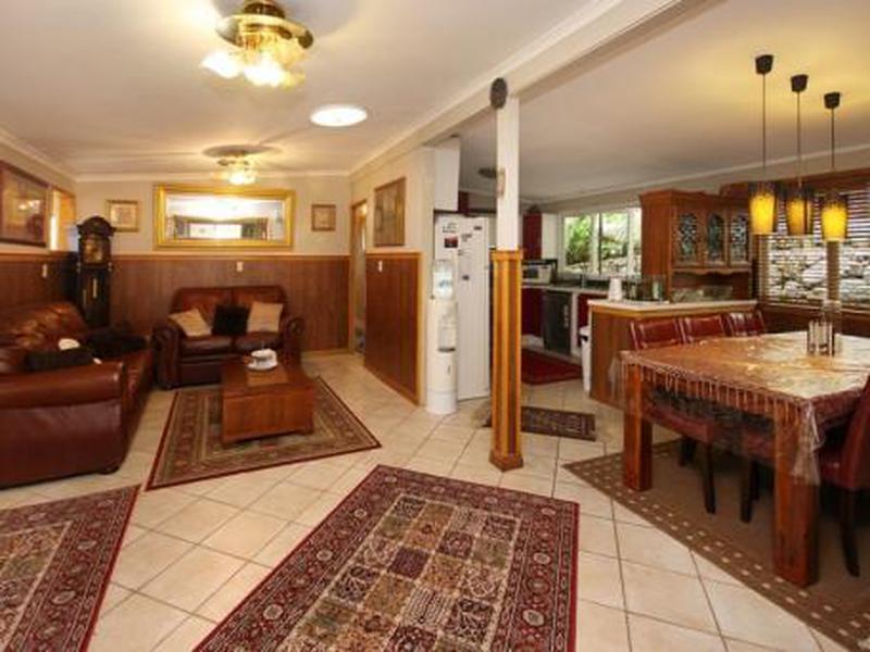 This property is not currently for sale or rent on https://brisbanerealestate.com.au