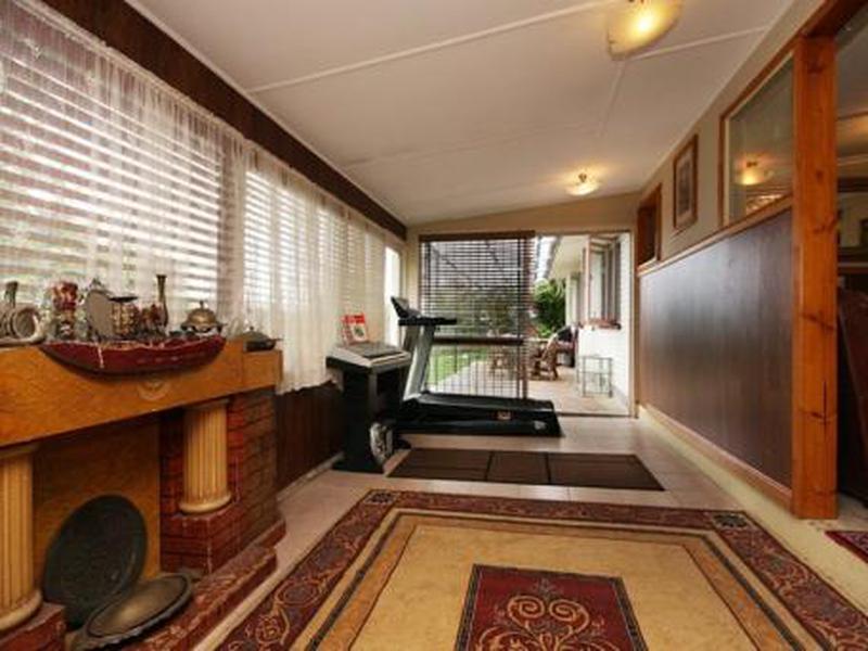 This property is not currently for sale or rent on https://brisbanerealestate.com.au