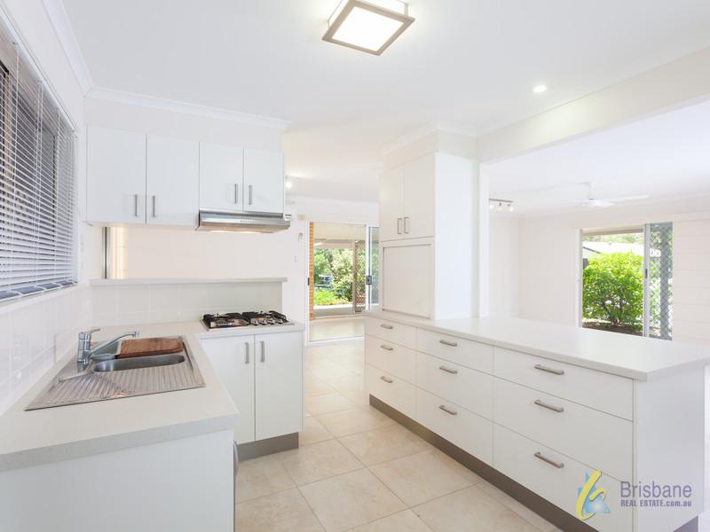 12 Warandoo Street