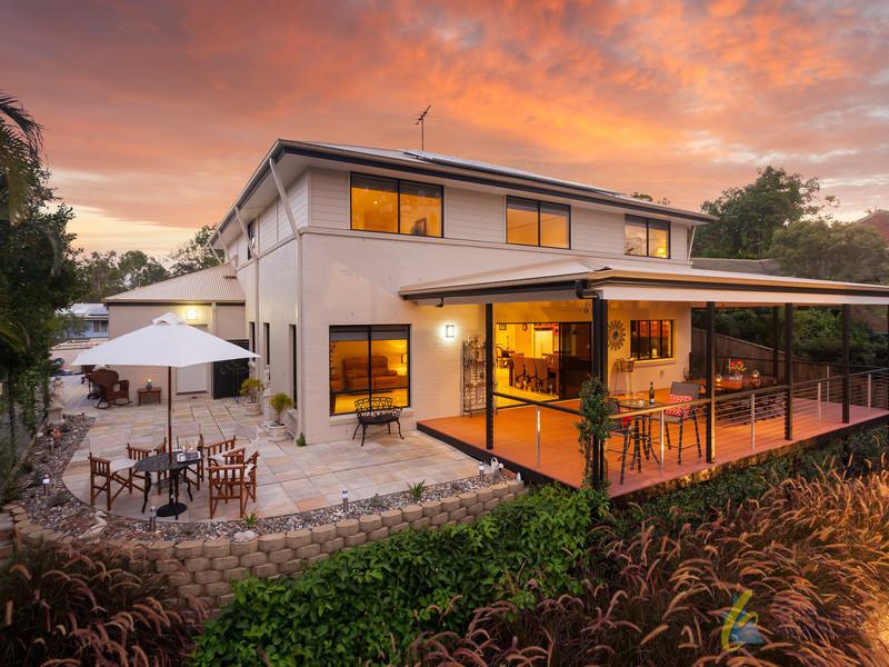 17 Stralock Street