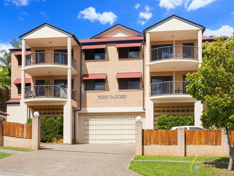 2/52 York Street