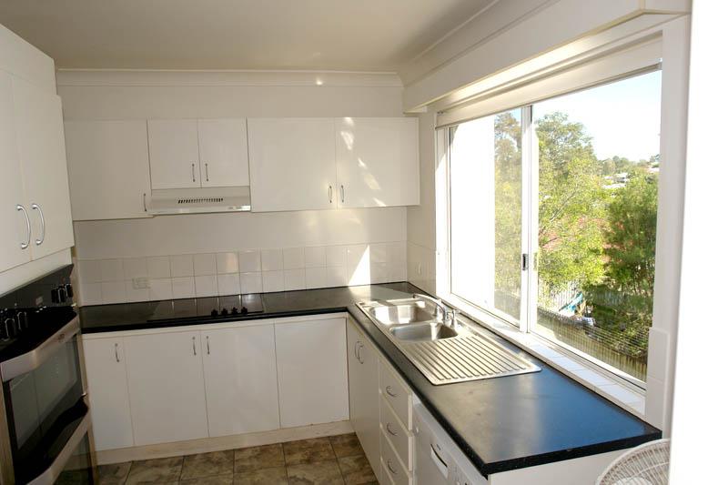 4/42 Waverley Road