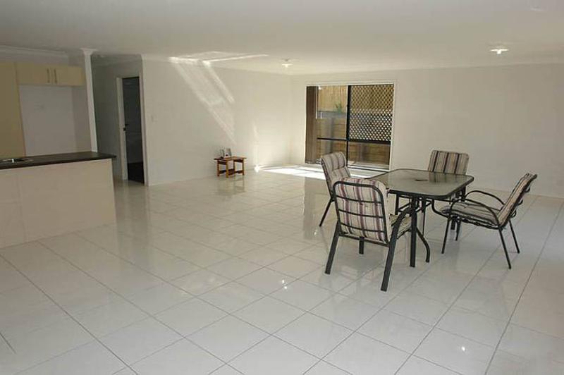 9 Tancred Place