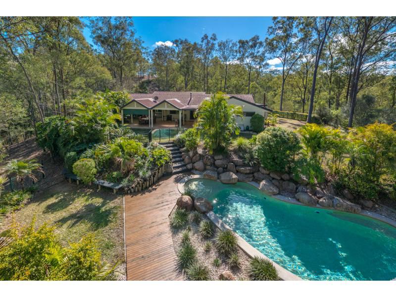 1141 Mt Crosby Rd,  Karana Downs