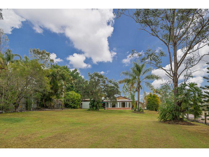 360 Mt Crosby Rd,  Chuwar