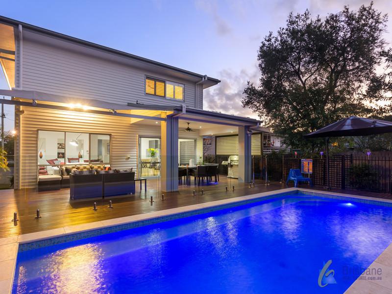 130 Strong Avenue,  Graceville