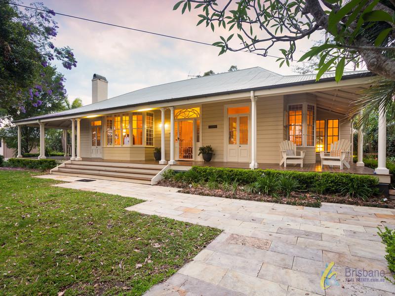 219 Dewar Tce