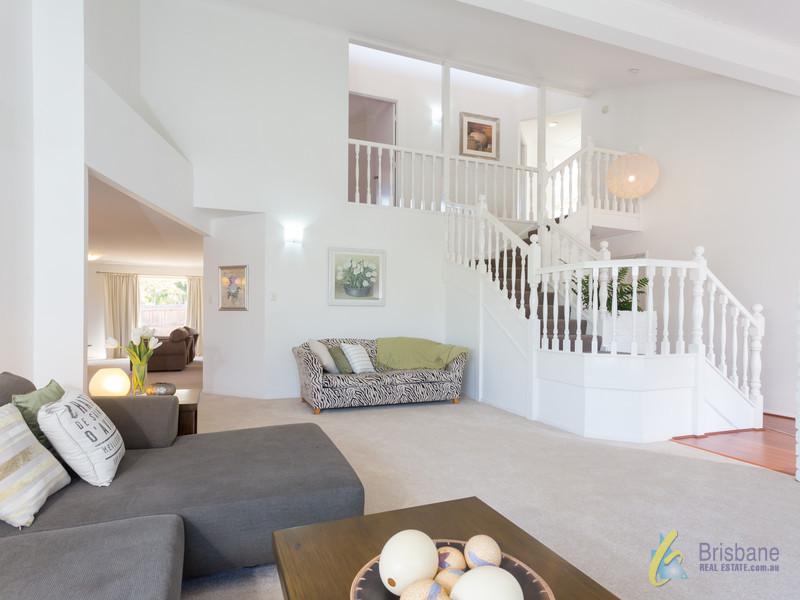 46 Pioneer Crescent