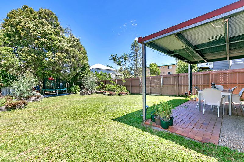 2 Murrell Street