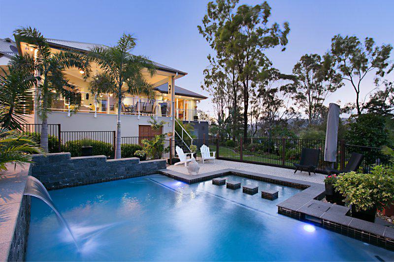 70 Olivia Pl