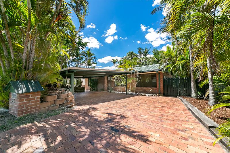 25 Hazelton Street